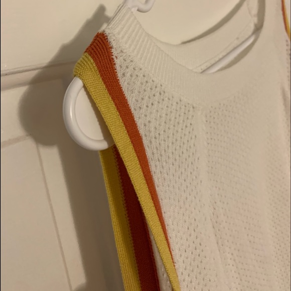 Top - Picture 3 of 5